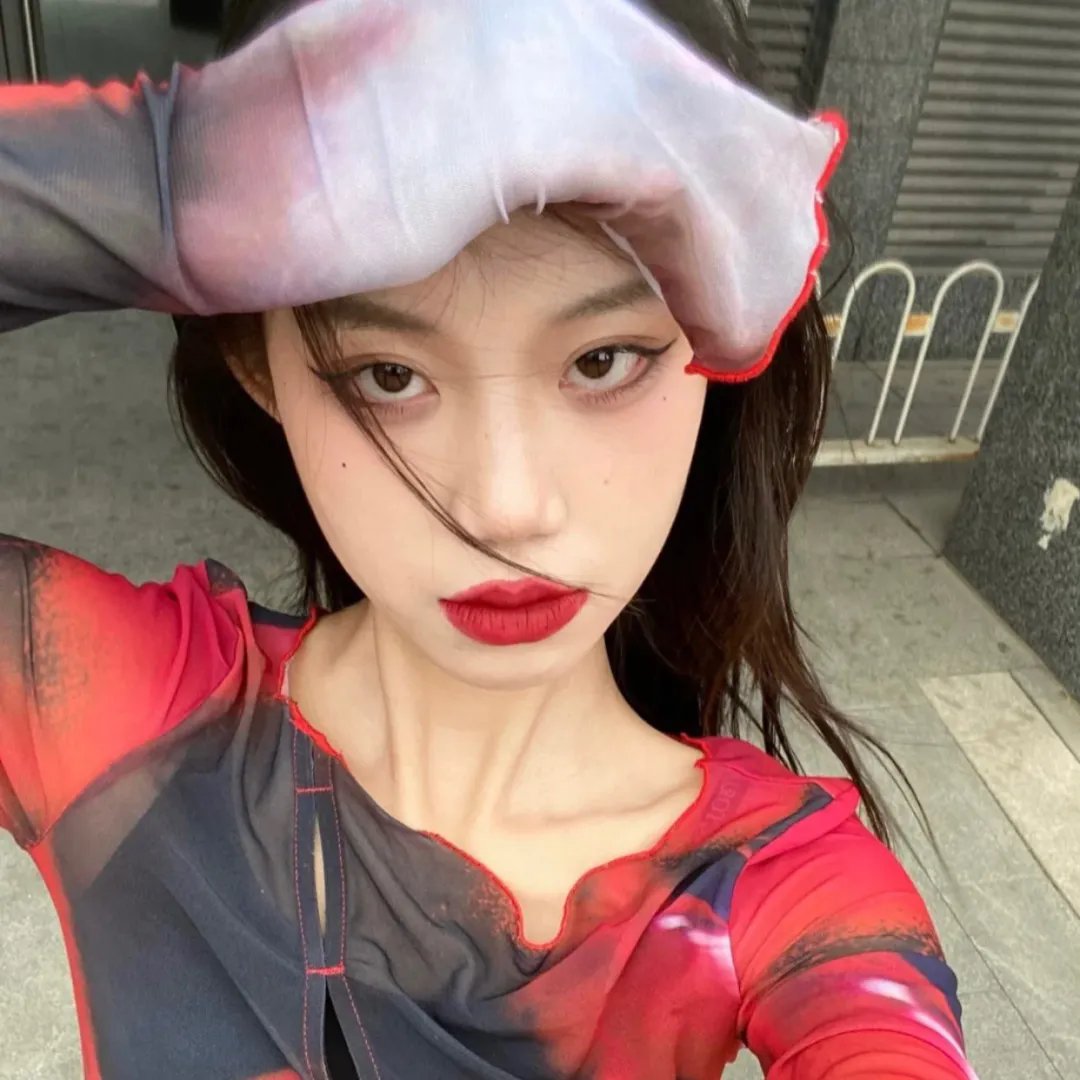 轻拍翻转小魔女